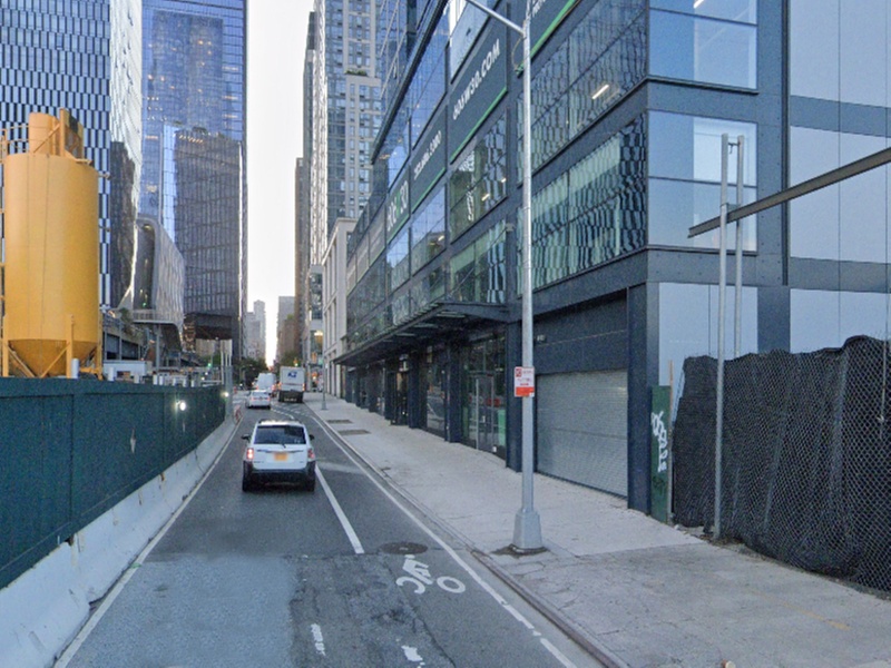 Parking at iPark - 606 West 30th Street Parking Corp. Garage