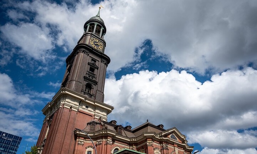 Image 19: Hamburg Historische Altstadt und 2. Weltkrieg Rundgang in Kleingruppe