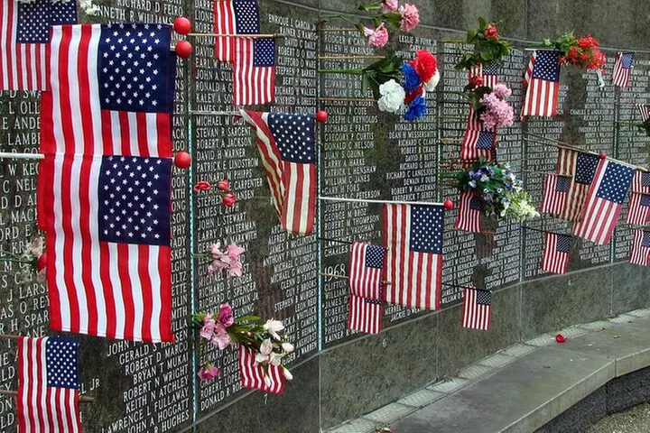 Washington DC Monuments Self-Guided Walking Audio Tour