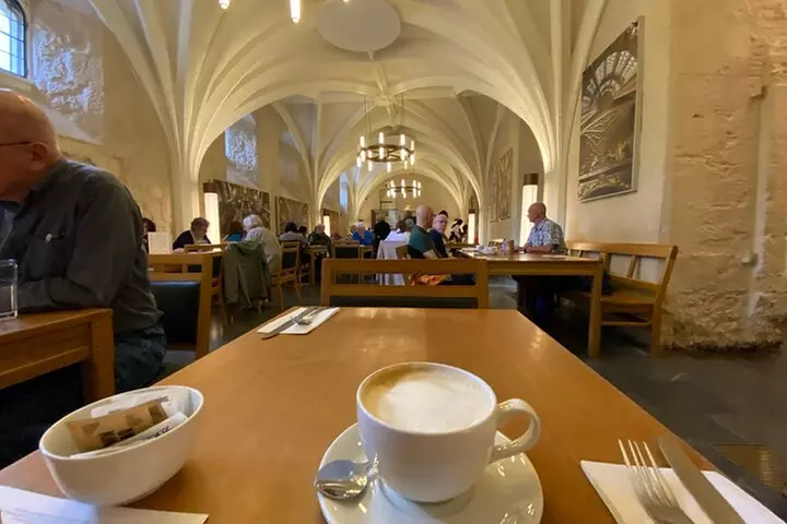 Priority Access Westminster Abbey Tour with a Professional Guide