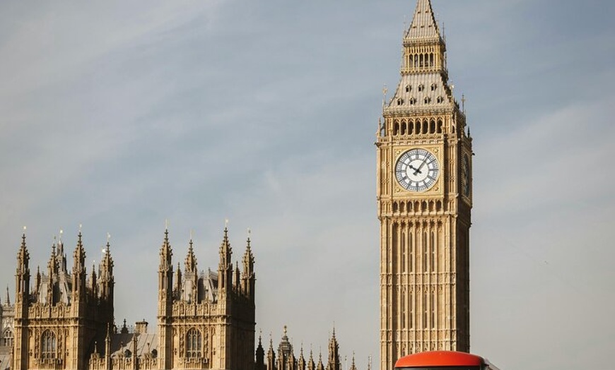 Image 6: London Half Day Top Sightseeing Tour including London Dungeons