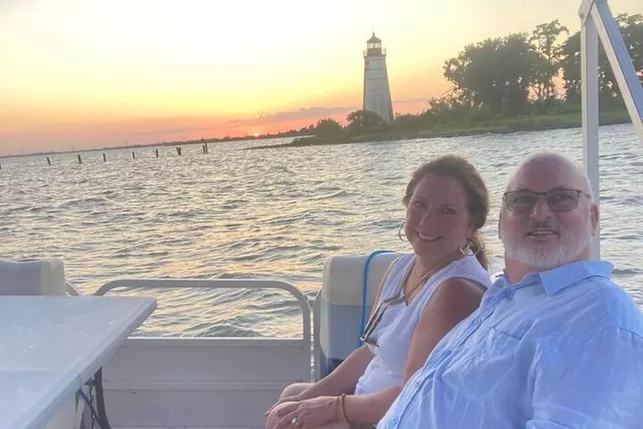 2-Hour Date Night and Sunset Cruise Near New Orleans