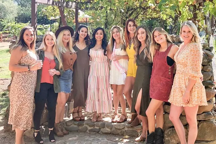 4 Hours Private Wine Tour in Sedona