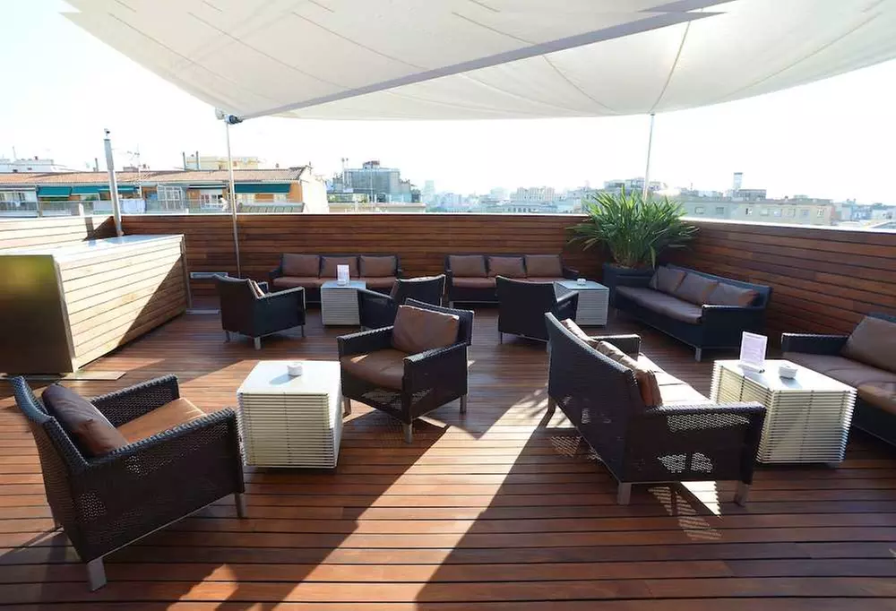 ✈ SPANIEN | Barcelona - Hotel Soho Barcelona 3*, 2 Nächte - Stadtze...