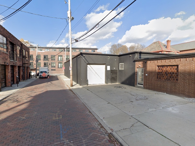 Parking at 848 N. Pearl St. Garage