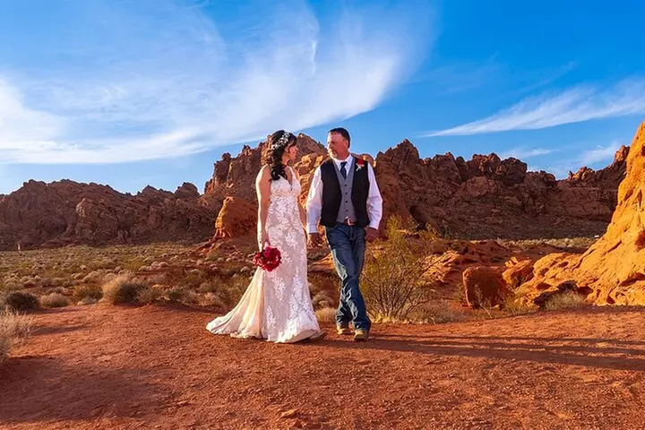 Valley of Fire Wedding Package with Photographer