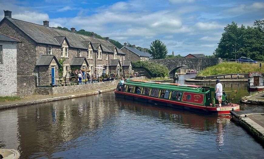 Image 6: Cardiff: Waterfalls, Mountains & Castles Day Tour