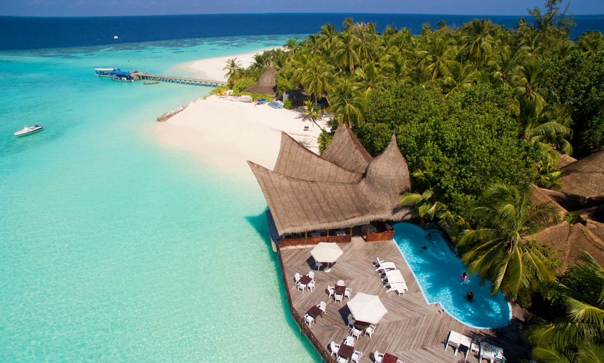Image 17: ✈ MALDIVE | Nord dell'Atollo di Malé - Thulhagiri Island Resort & S...