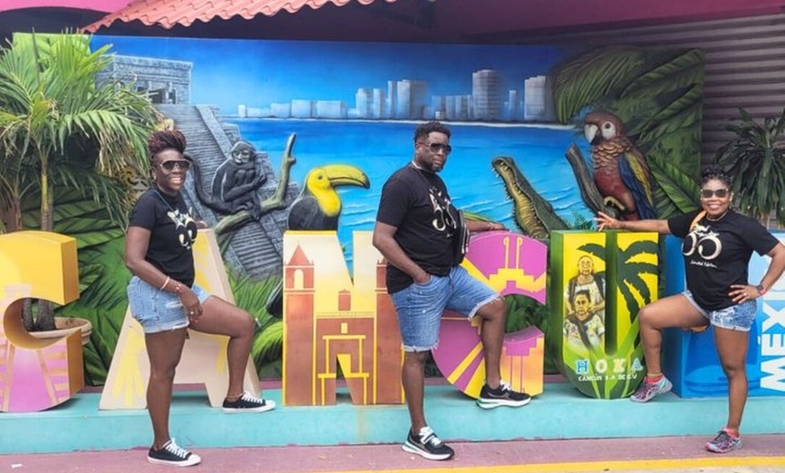 Image 7: Cancun Party Bus Day Tour Shopping Tequila Tasting and Karaoke