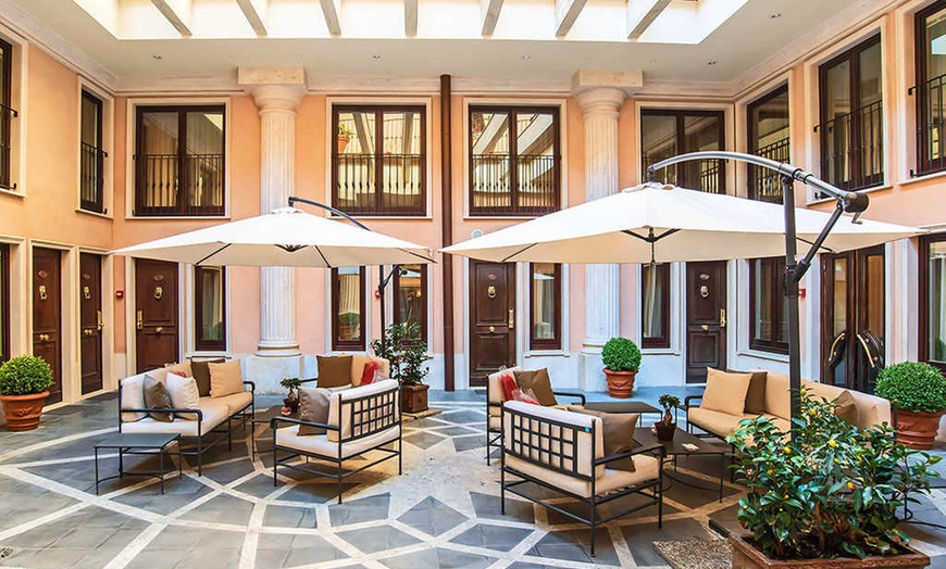 Image 16: ✈ ITALIA | Roma - River Palace 4* - City break