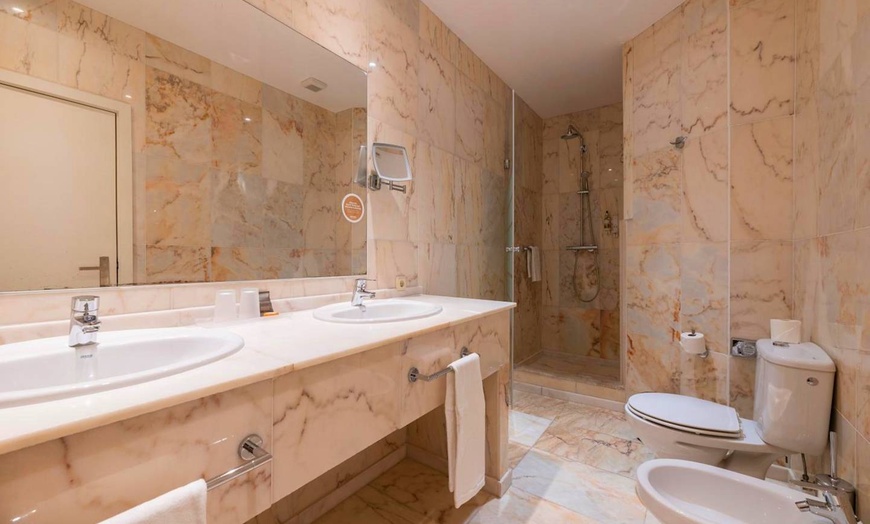 Image 12: ✈ SPAIN | Barcelona - Mariano Cubi Aparthotel Barcelona 4*, 2 night...