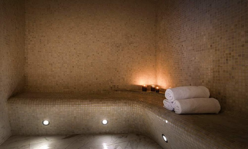 Image 10: ✈ FRANCE | Versailles - Le Louis Versailles Château Hotel - MGaller...