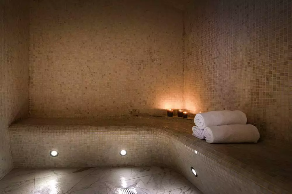 ✈ FRANCE | Versailles - Le Louis Versailles Château Hotel - MGaller...