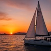 Image 9: Barcelona Sailing Experience 2 hs con aperitivos y bebidas Premium