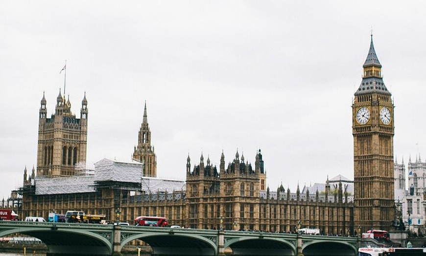 Image 11: Private London Top 30 Iconic Sights Tour with Blue Badge Guide