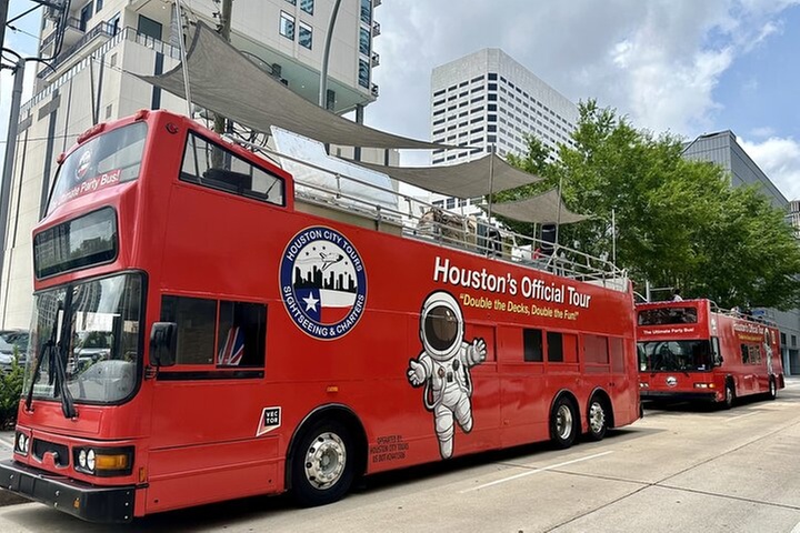 Houston City Tour and Downtown Aquarium All Rides Pass