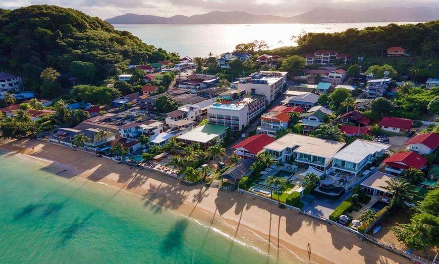 Image 33: ✈ THAÏLANDE DU SUD | Phuket - Bandara Beach Resort Phuket 4* - Bord...