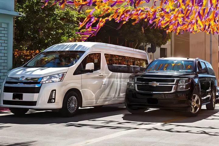 Private Transport from Cancun Airport to Playa del Carmen hotels - Primary Image