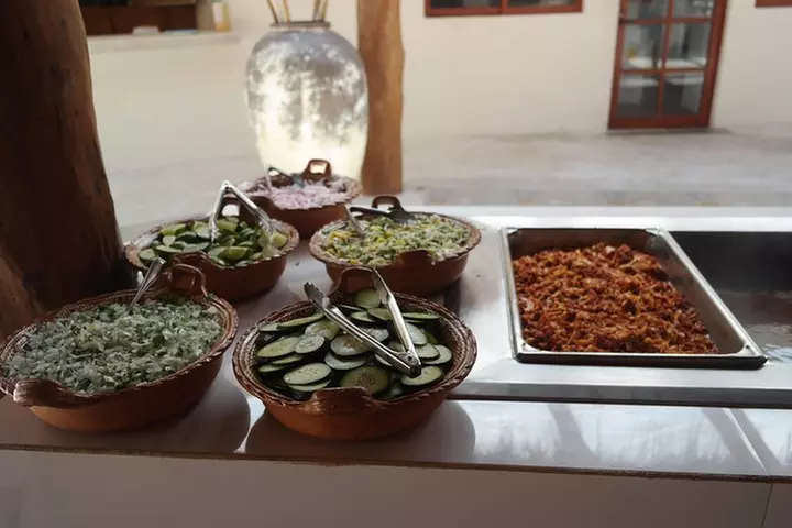 Top Sailing to Isla Mujeres with lunch and open bar from Cancun