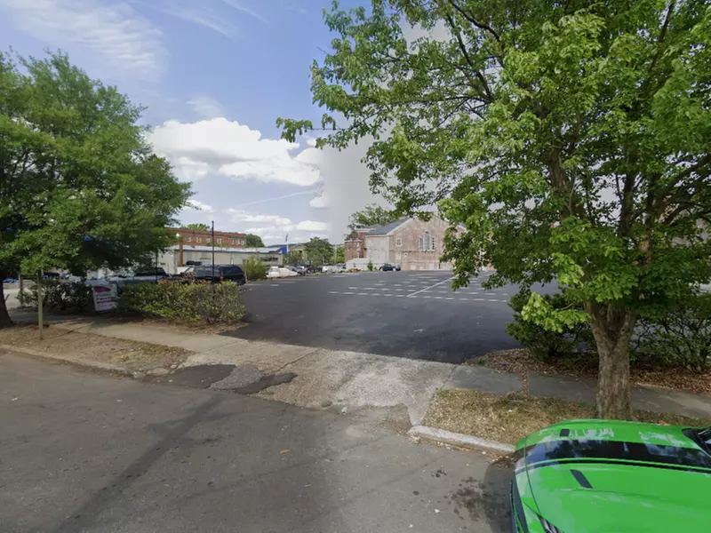 Parking at Lot 523 - St. Mark's Church