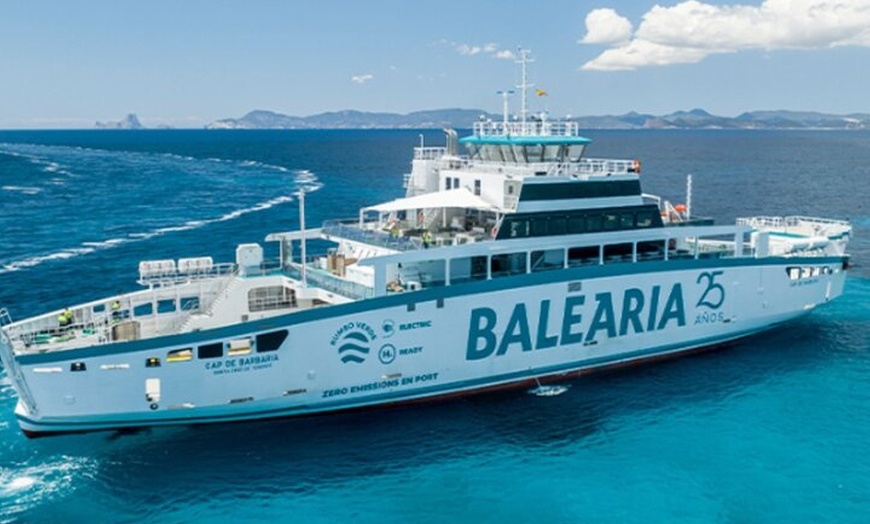 Image 2: Traslados en ferry eléctrico entre Ibiza y Formentera