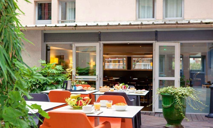 Image 5: ✈ FRANCJA | Paryż - Belambra City Hotel Magendie 2* - Turystyka poz...