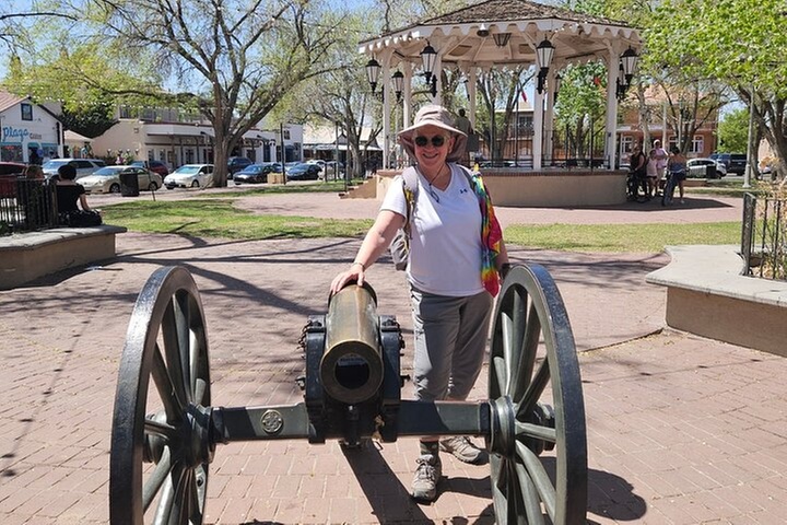 12pm - Public High Noon History, Legends & Lore Tour - Guided Old T...