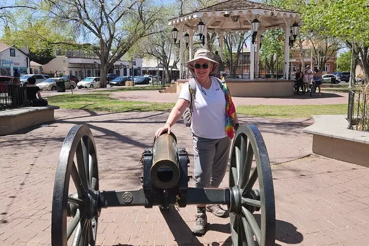 12pm - Public High Noon History, Legends & Lore Tour - Guided Old Town Stroll - Primary Image