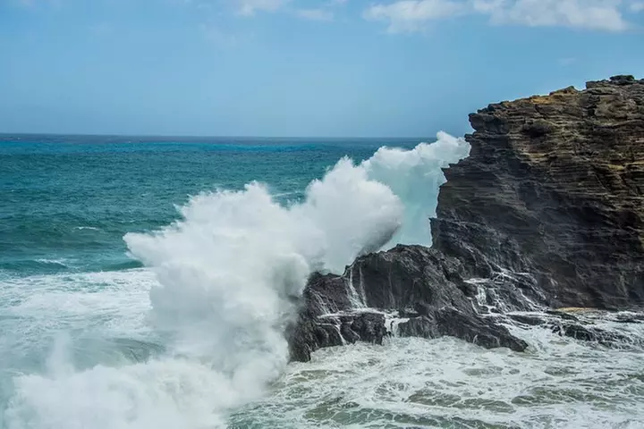 Honolulu Sea-Cliff with Sunset Photo Adventure
