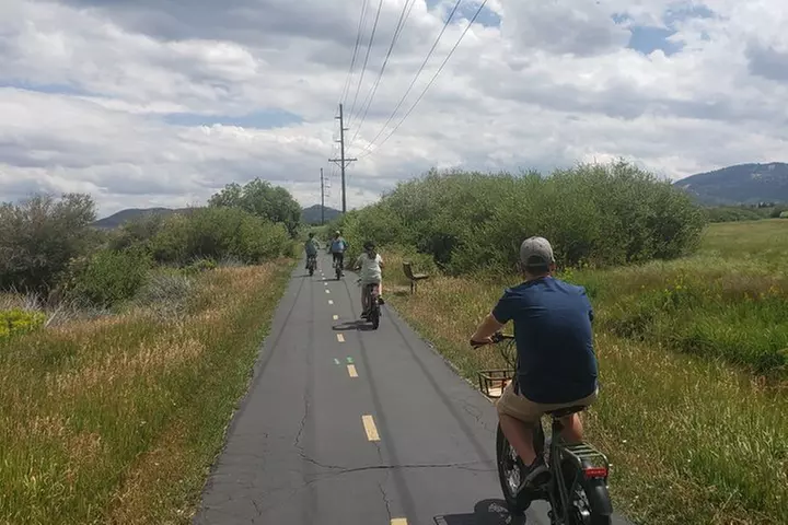 Guided Urban Art and Historical E-Bike Tour in Park City