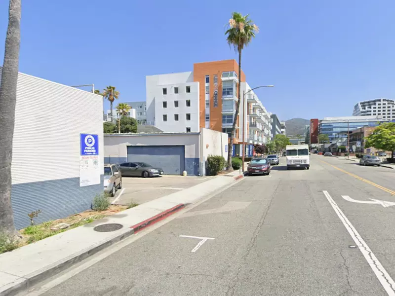 Parking at [SQ48] 309 N. Orange St. Lot - Second Medium