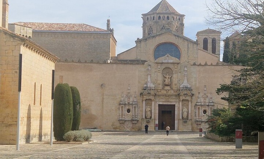 Image 14: Tour monasterio Poblet con recogida en el hotel