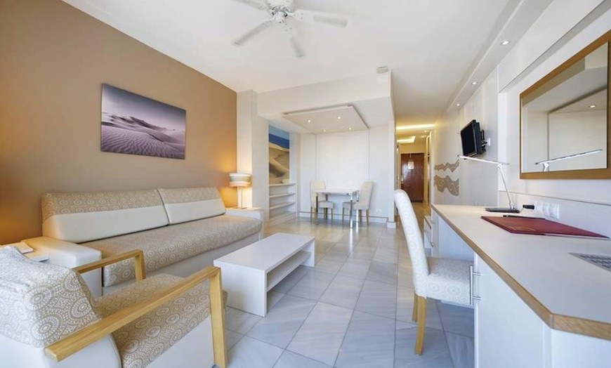 Image 4: ✈ GRAN CANARIA | Playa del Ingles - Bull Eugenia Victoria & Spa 3*,...