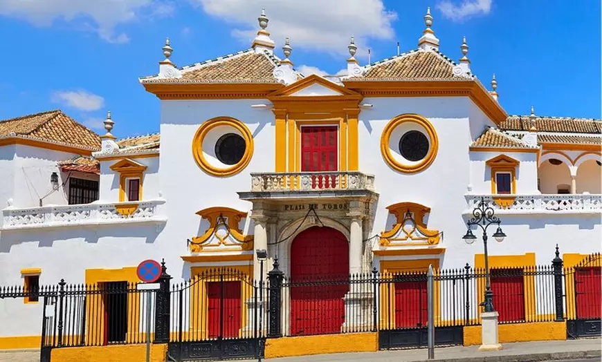 Image 2: Excursión a la Plaza de Toros de Sevilla Maestranza con Audioguía