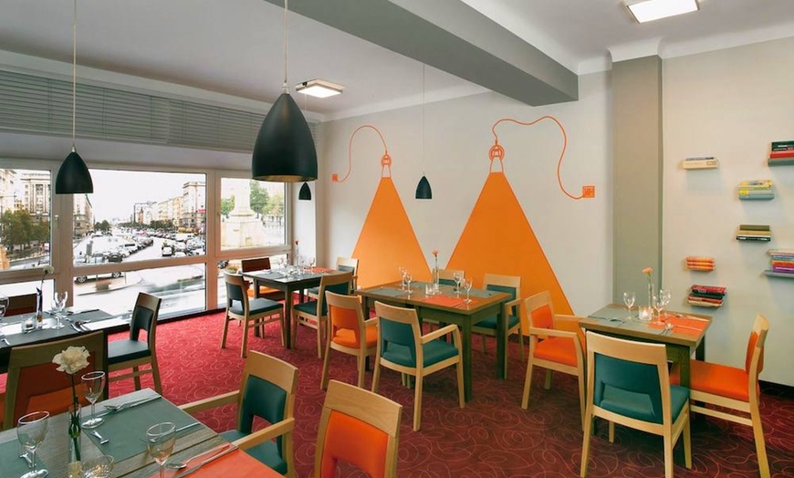 Image 5: ✈ POLOGNE | Varsovie - Hotel MDM City Centre 3*, 2 nuit