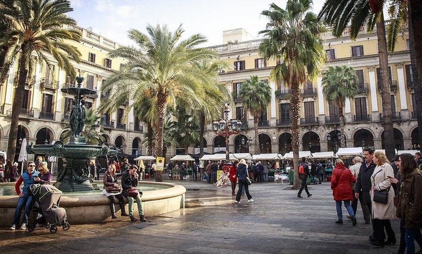 Image 8: Visita a pie del casco antiguo y el barrio gótico de Barcelona