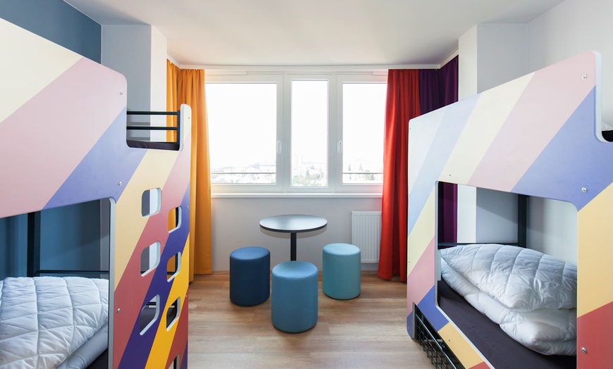 Image 2: ✈ TSJECHIË | Praag - a&o Prague Rhea - City break