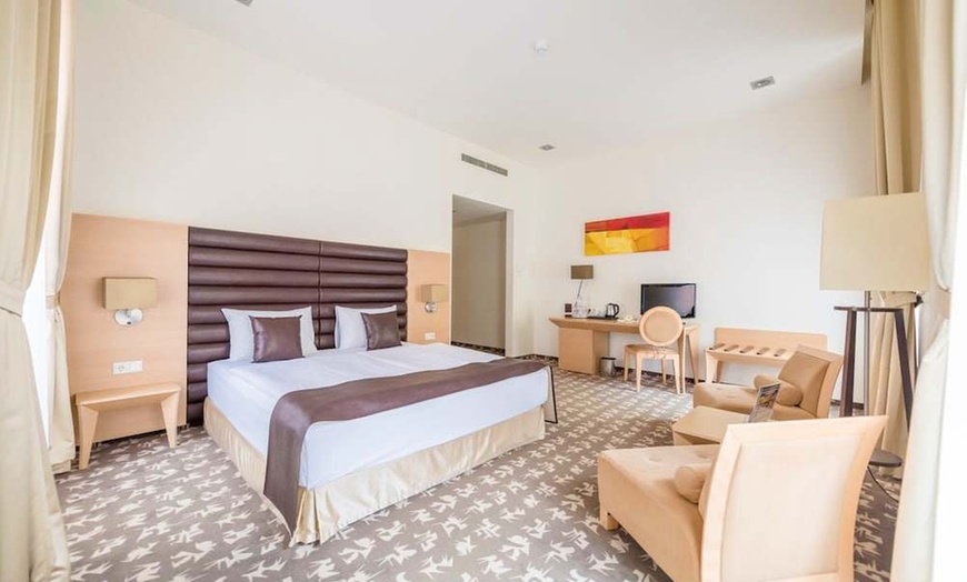 Image 10: ✈ HUNGARY | Budapest - Buda Castle Fashion Hotel 4*, 2 nights - Cit...