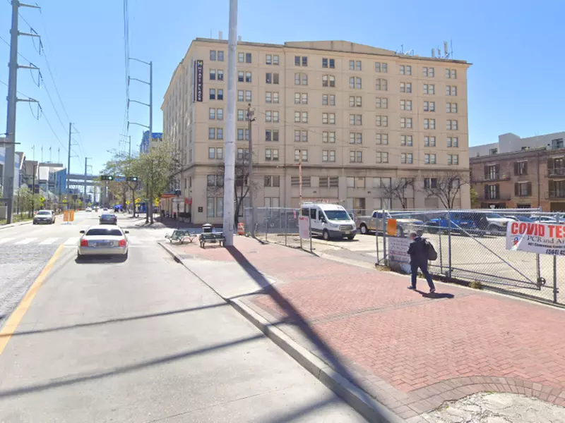 Parking at Nola Lot - Primary Image