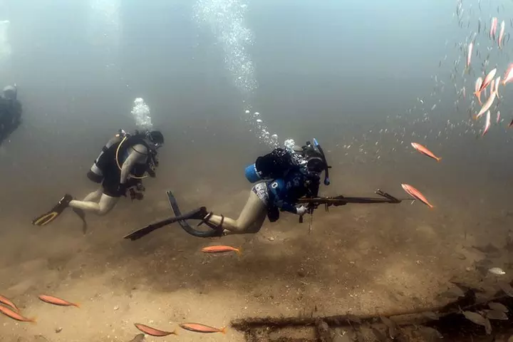 Wreck and Bridge Span Dive for Certified Divers