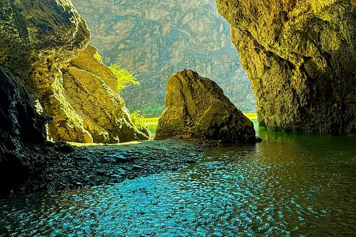 Glamping Trip 2 Days Kayaking from Hoover Dam to 7 Hot Springs