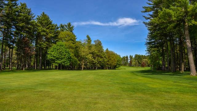 Online Booking - Round of Golf at Bullseye Golf Club