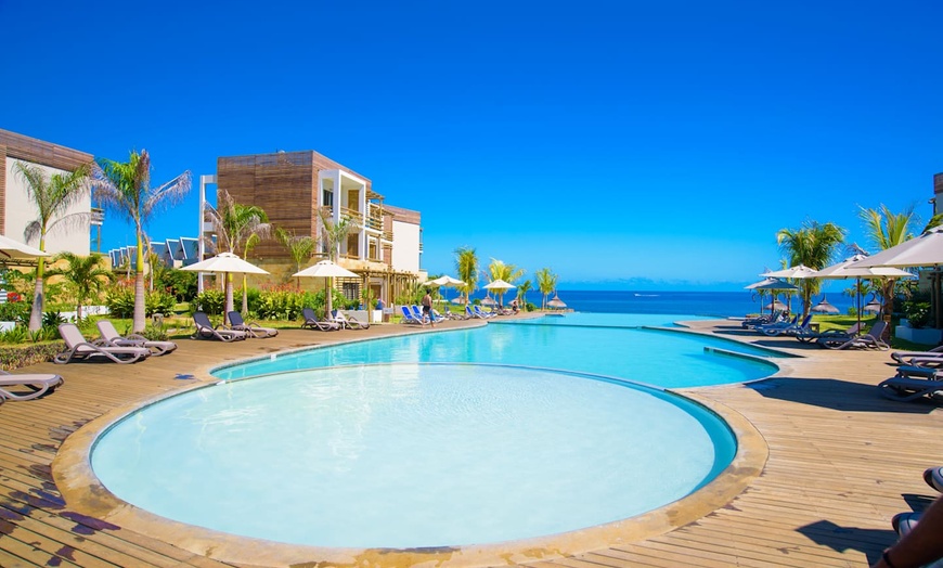 Image 2: ✈ ILE MAURICE | Flic en Flac - Anelia Resort & Spa avec activités i...