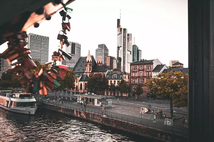 11 Stunden Frankfurt Tour ab Stuttgart und freie Fotografie - Primary Image