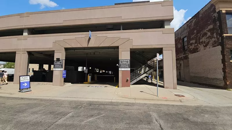 Parking at FireBarn Ramp