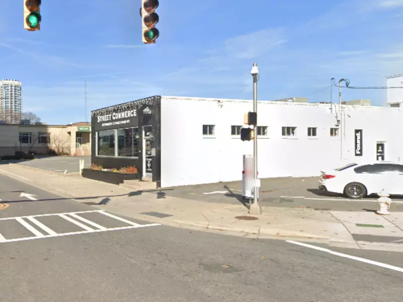 Parking at 325 E. 9th St. Lot