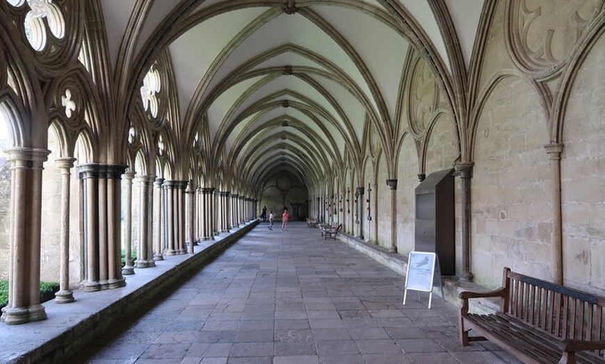 Image 5: From London Stonehenge and Salisbury Private Day Trip