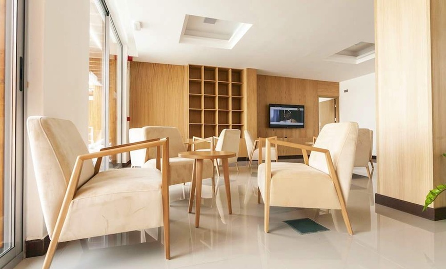 Image 2: ✈ ILE DE SAL | Santa Maria - Hotel Da Luz 3*, 5 nuit - Piscine exté...