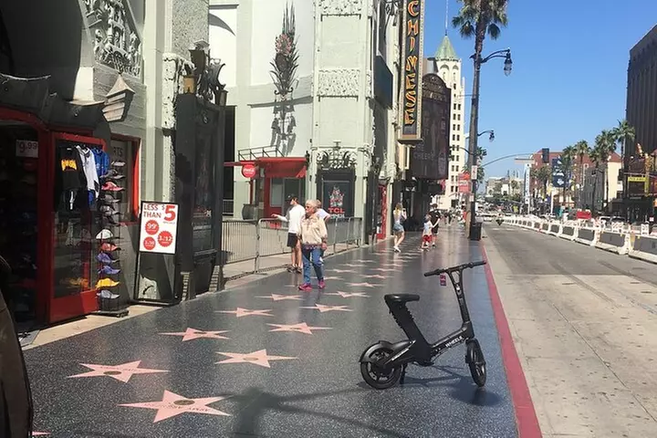 Shared 4 Hours LA Afternoon Tour With Hollywood Sign and Star Homes