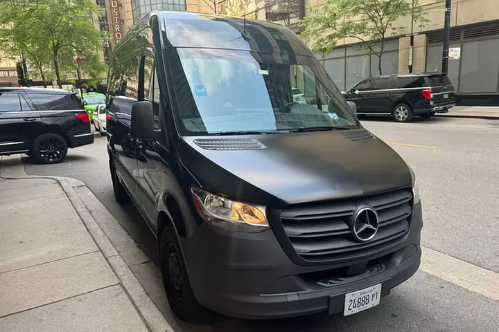 Group Van Transfers from Chicago O'Hare and Midway Airports